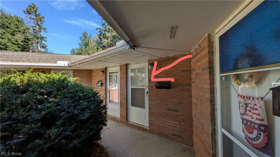 21860 River Oaks Drive #G9, Rocky River, OH 44116 - #3
