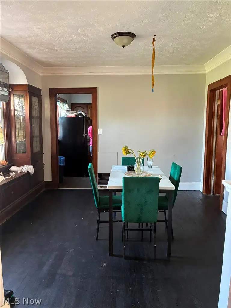 6308 Kenyon Avenue, Cleveland, OH 44105 - #2