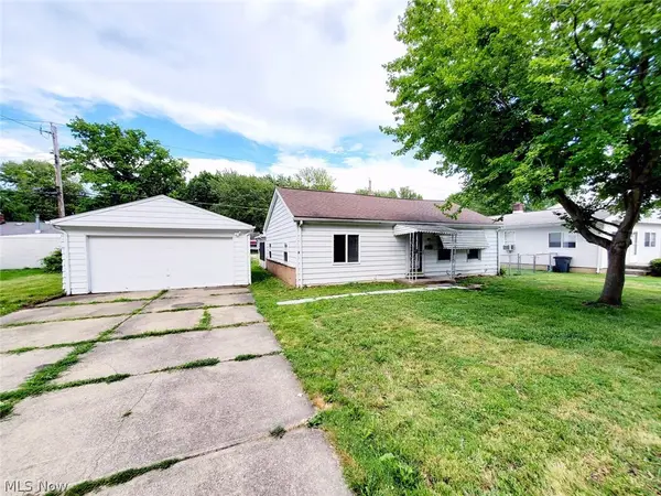 483 Campers Drive, Eastlake, OH 44095