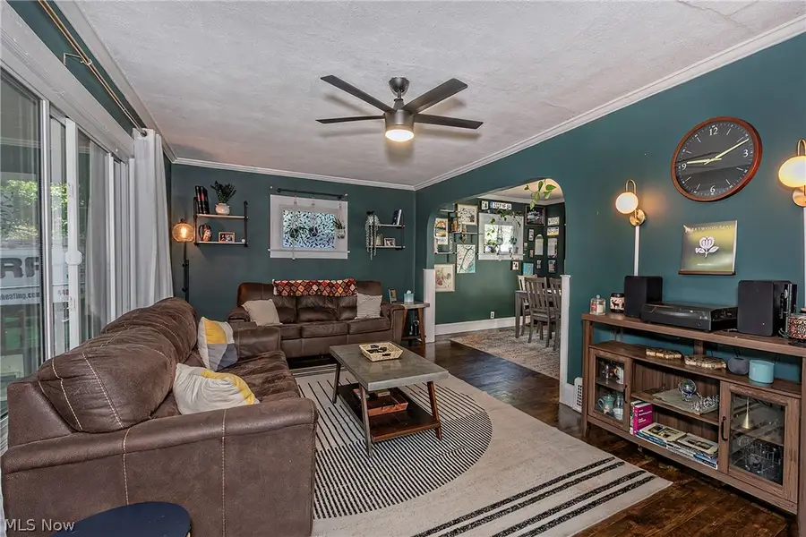 3854 Brookside Boulevard, Cleveland, OH 44111 - #3