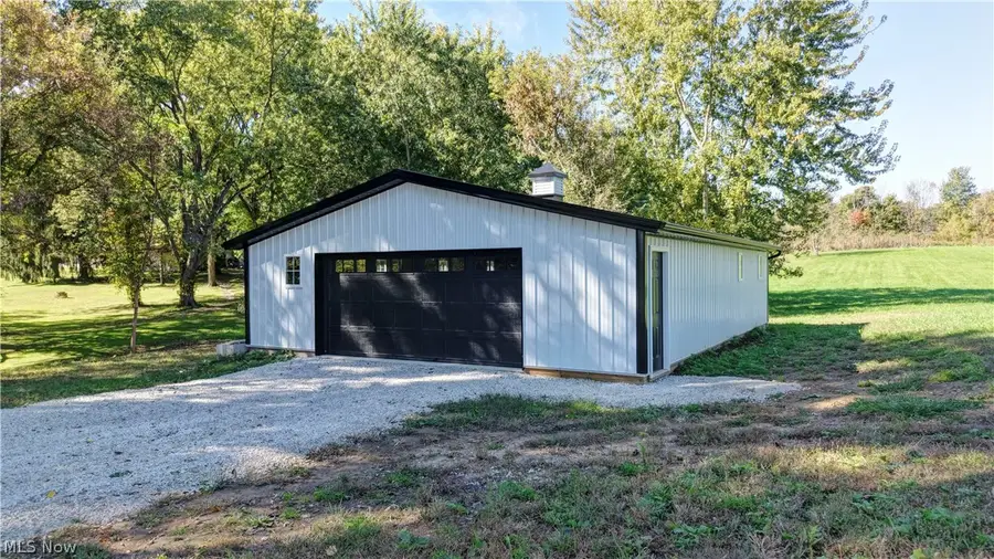 3319 Young Nw Avenue, Massillon, OH 44647 - #3
