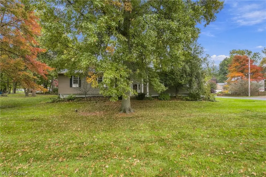 8632 Wedgewood Nw Avenue, North Canton, OH 44720 - #2