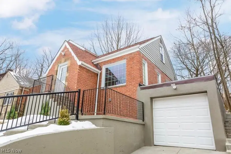 3528 Meadowbrook Boulevard, Cleveland Heights, OH 44118 - #3