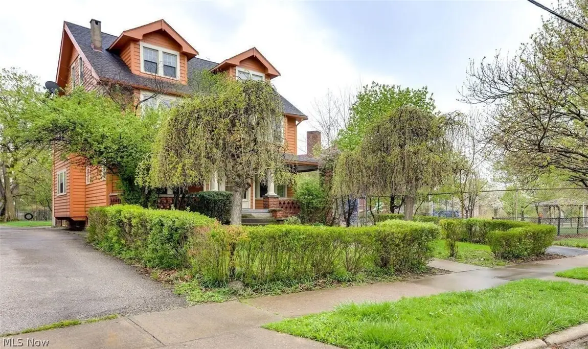 2580 Colchester Road, Cleveland Heights, OH 44106 - #1