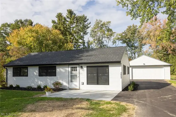 1923 Hillsdale Drive, Twinsburg, OH 44087
