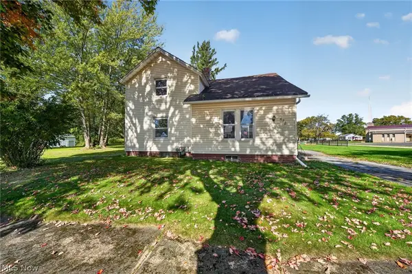 472 Detroit Street, Conneaut, OH 44030