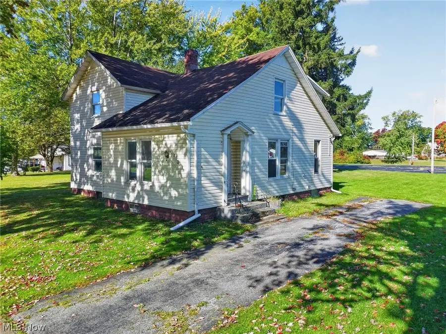 472 Detroit Street, Conneaut, OH 44030 - #3