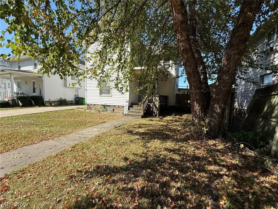 137 N 15th Street, Coshocton, OH 43812 - #3