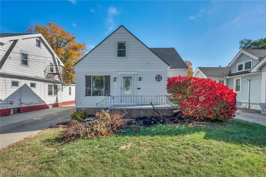 5251 Forest Avenue, Maple Heights, OH 44137 - #3