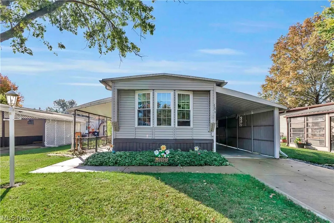 131 Hickory Circle, Elyria, OH 44035 - #1