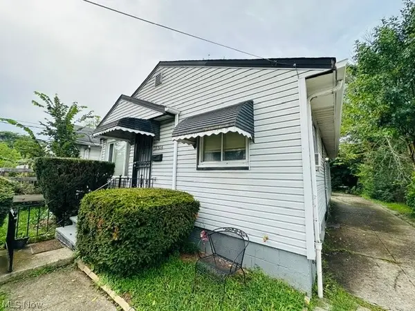 16709 Fairfax Avenue, Cleveland, OH 44128