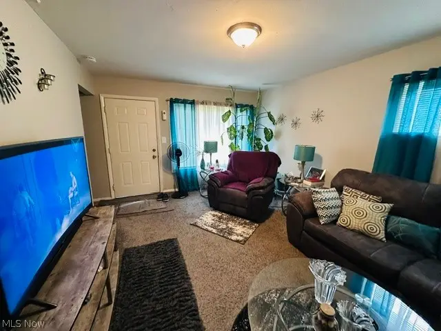 16709 Fairfax Avenue, Cleveland, OH 44128 - #3