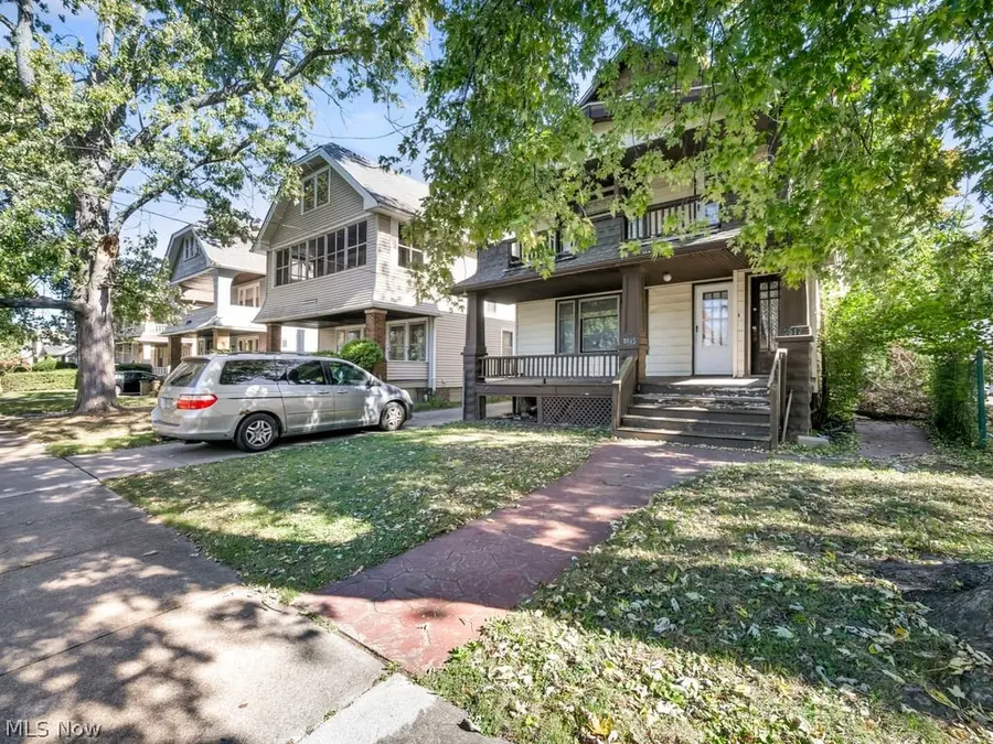 3515 W 100th Street, Cleveland, OH 44111 - #3