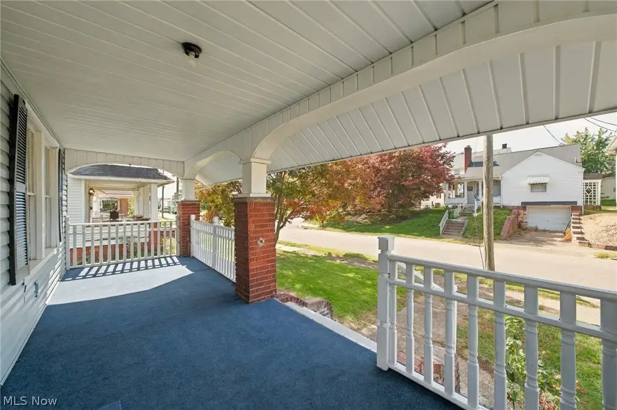160 Claremont Nw Avenue, Canton, OH 44708 - #3