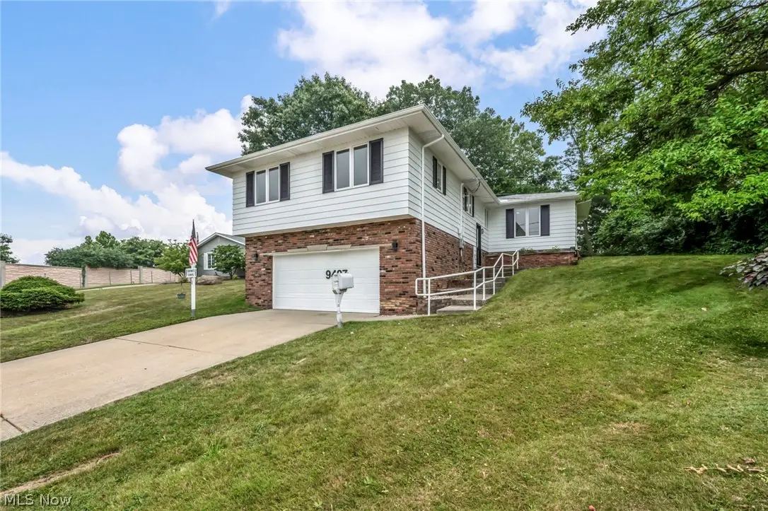 9497 Idlewood Drive, Brooklyn, OH 44144 - #1