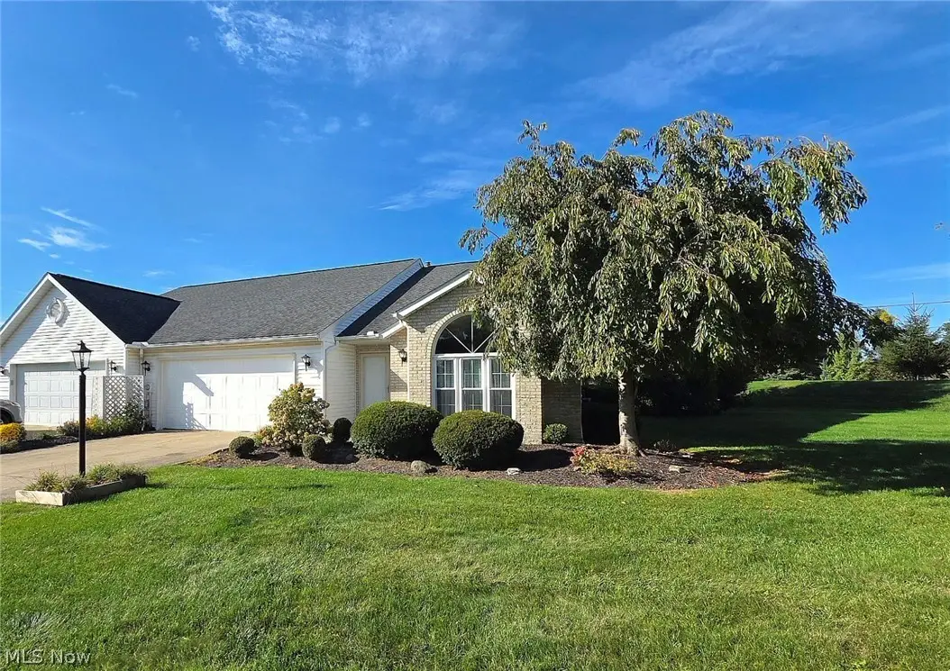 5650 Lauren Oval, Medina, OH 44256 - #1