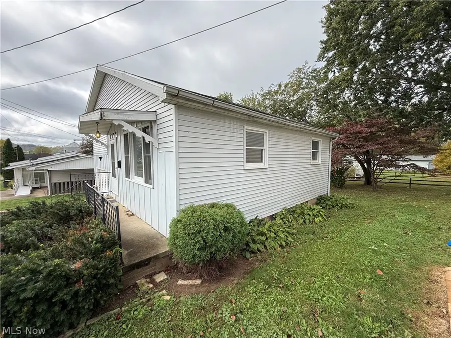 1031 Grant Nw Avenue, New Philadelphia, OH 44663 - #3