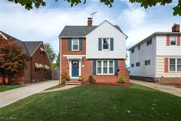 16908 Laverne Avenue, Cleveland, OH 44135