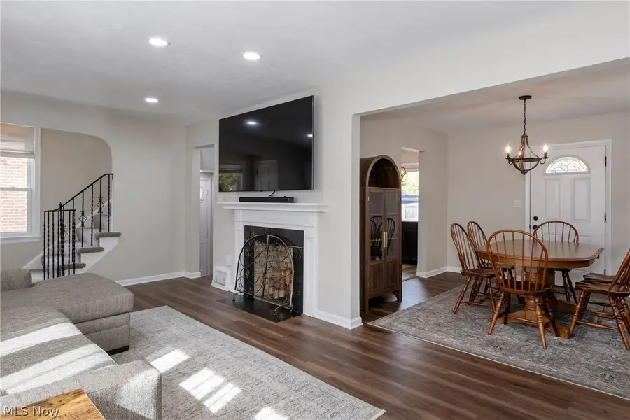 16908 Laverne Avenue, Cleveland, OH 44135 - #3