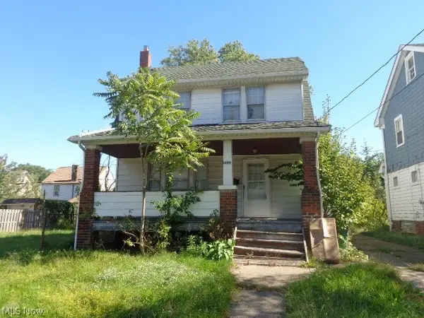 1459 Larchmont Road, Cleveland, OH 44110