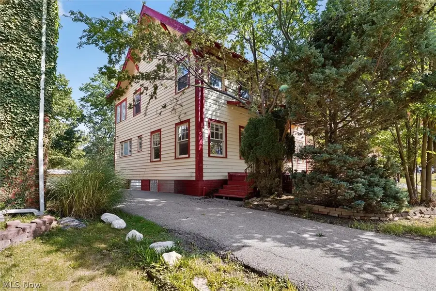3335 Euclid Heights Boulevard, Cleveland Heights, OH 44118 - #2