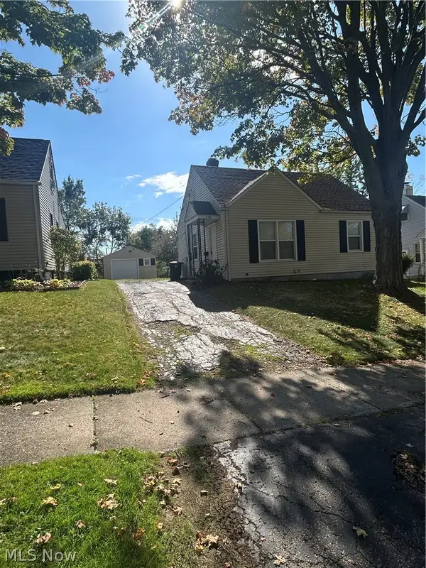 208 E Catawba Avenue, Akron, OH 44301