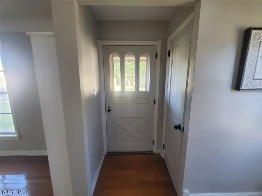 464 E 250th Street, Euclid, OH 44132 - #2