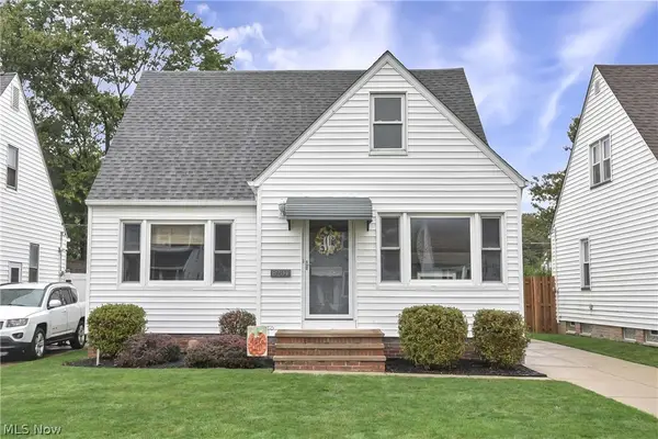 8204 Ivandale Drive, Parma, OH 44129