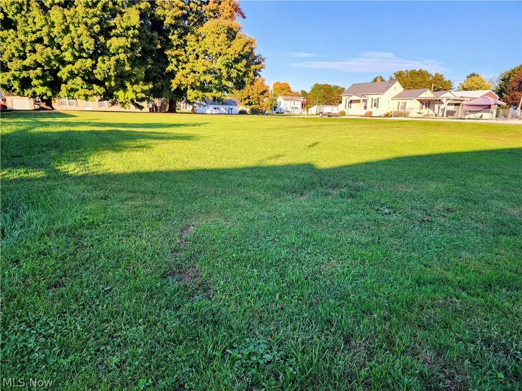117 Canal E Street, Coshocton, OH 43812 - #1