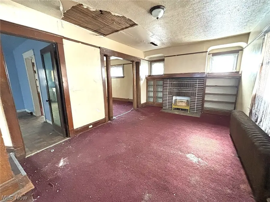 4225 E 128th Street, Cleveland, OH 44105 - #3