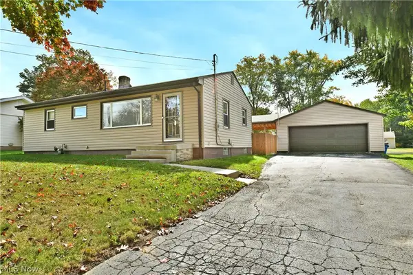 8294 Englewood Ne Street, Warren, OH 44484