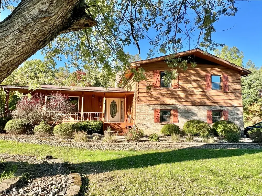625 Garland Drive, Weathersfield, OH 44446 - #1