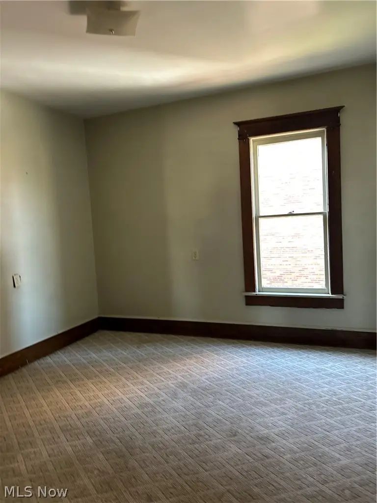 117 N 10th Street, Cambridge, OH 43725 - #2