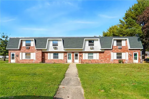 3340 Mollane Nw Street, Massillon, OH 44646