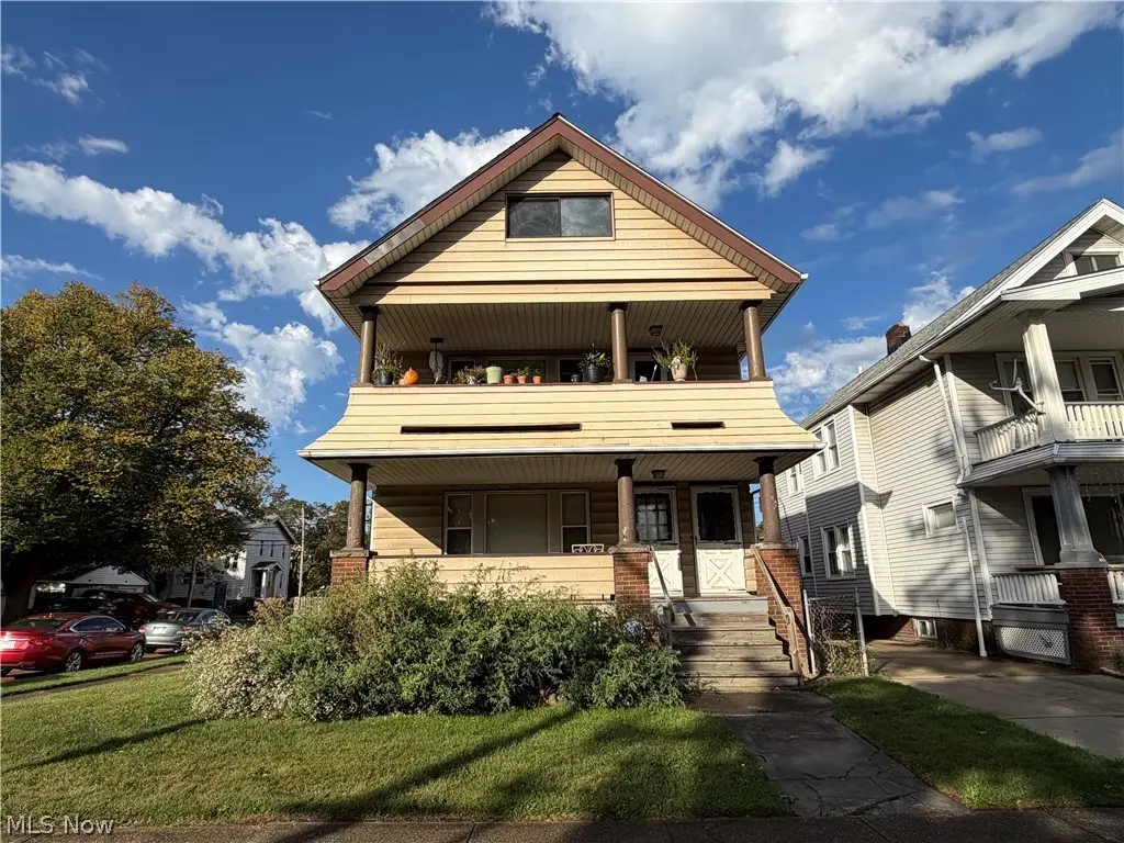 3210 W 112th Street, Cleveland, OH 44111 - #1