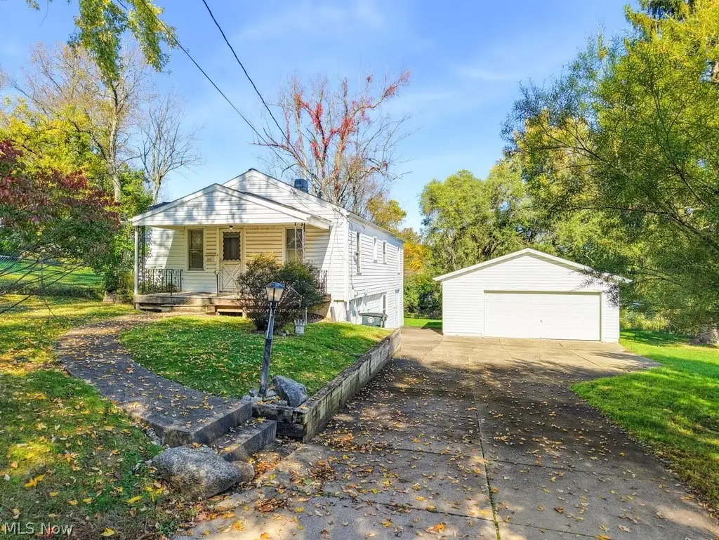 2417 Kermit Avenue, Akron, OH 44305 - #1