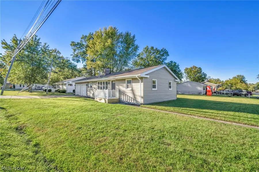 434 Woodridge Road, Vermilion, OH 44089 - #2