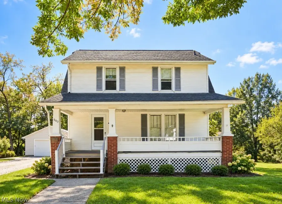 940 Falls Avenue, Cuyahoga Falls, OH 44221 - #3