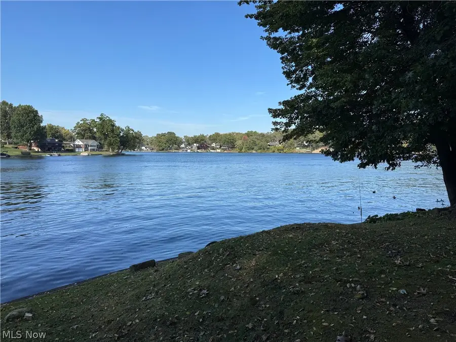 3995 Melton Avenue, Akron, OH 44319 - #2