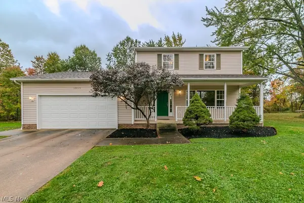 23693 Drake Road, Oakwood Village, OH 44146
