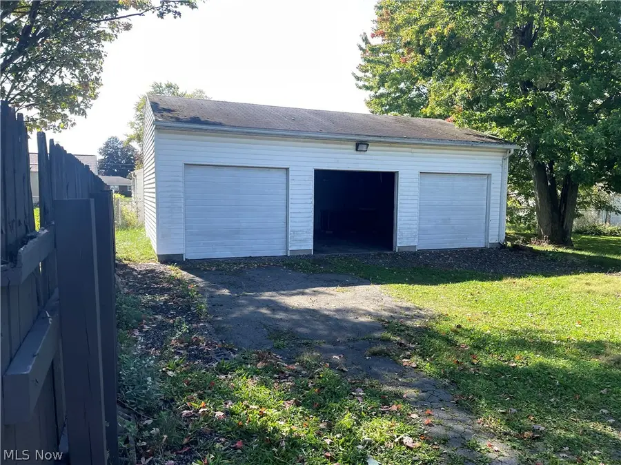 1617 Thalia Avenue, Youngstown, OH 44514 - #2