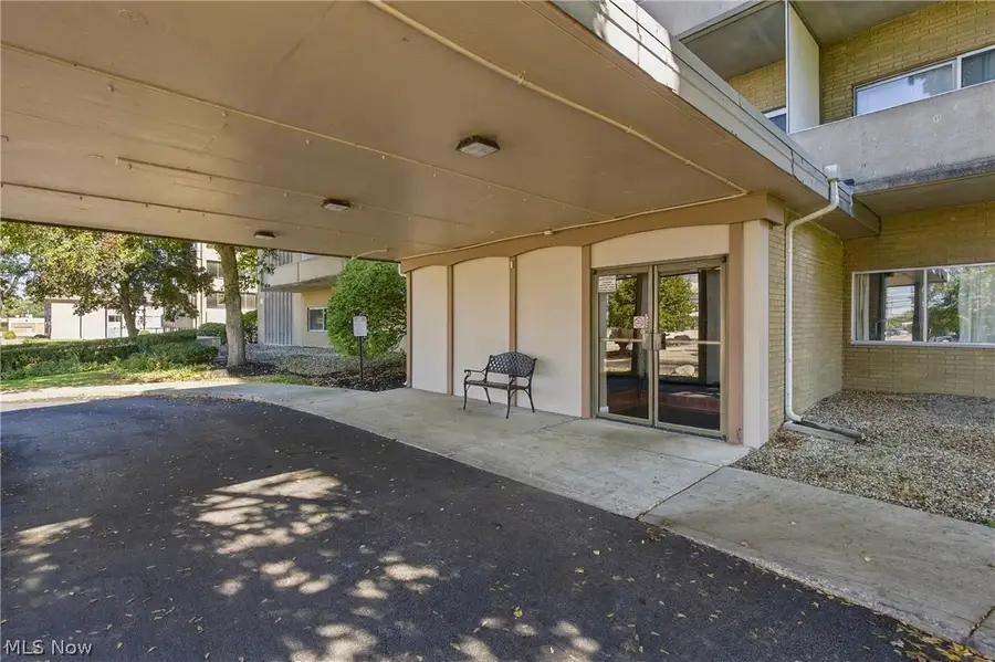 3167 Linden Road #210, Rocky River, OH 44116 - #2