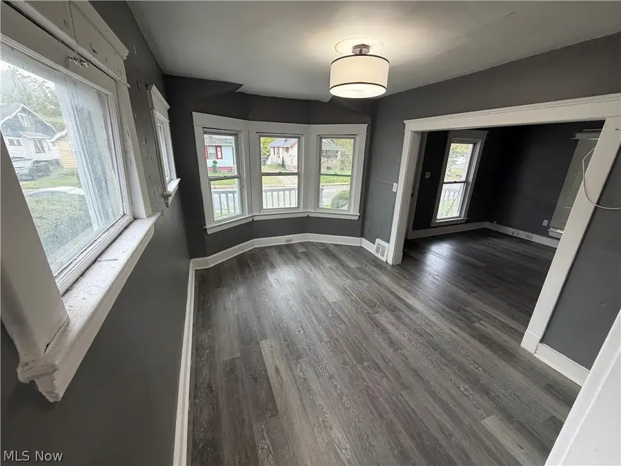 12203 Farringdon Avenue, Cleveland, OH 44105 - #3