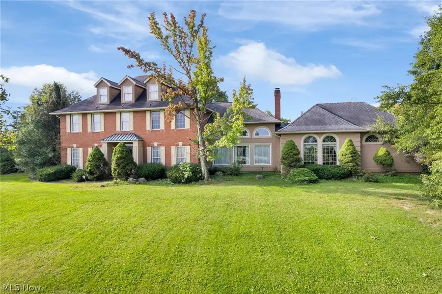 6705 Arlington Nw Avenue, Massillon, OH 44646 - #3