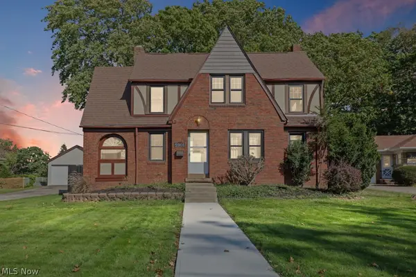 5901 Twin Lakes Drive, Parma, OH 44129