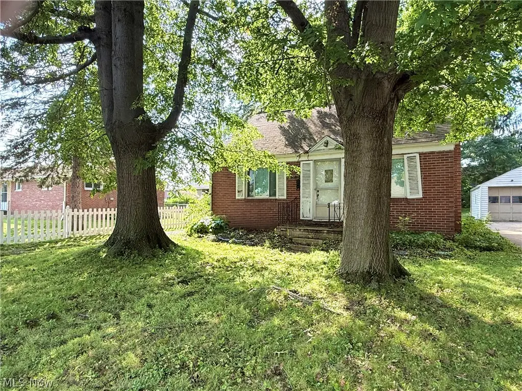 515 Harding Sw Avenue, Massillon, OH 44646 - #1