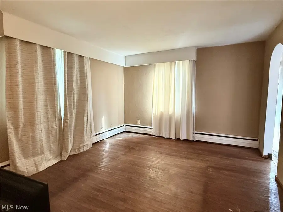 515 Harding Sw Avenue, Massillon, OH 44646 - #3