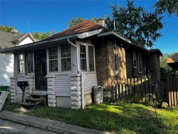 565 Paul Place, Barberton, OH 44203