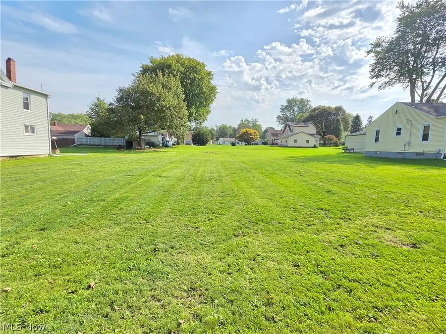 169 River Street, Conneaut, OH 44030 - #3