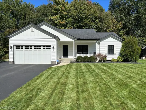 2346 Wilshire Drive, Cortland, OH 44410